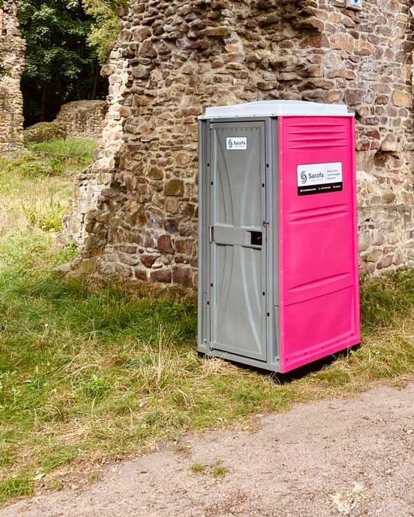 mobile-toilette-fuer-erholungsgebiet